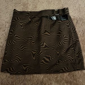 H&M Brown Patterned New with Tags Skirt Size 6